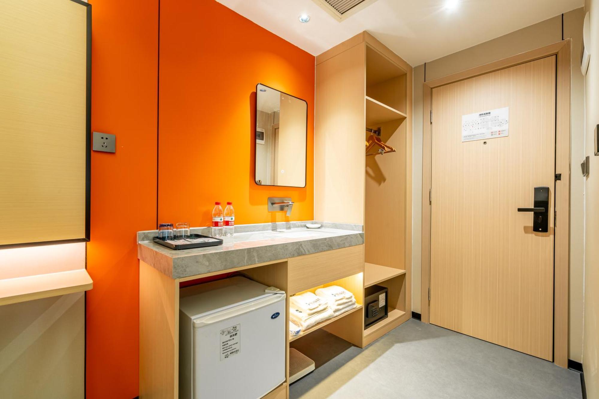 Waifiden Hotel -Former Tokai Hotel - Xiaobei Metro Station - During The Canton Fair, There Will Be Shuttle Buses For Transportation Back And Forth Bagian luar foto