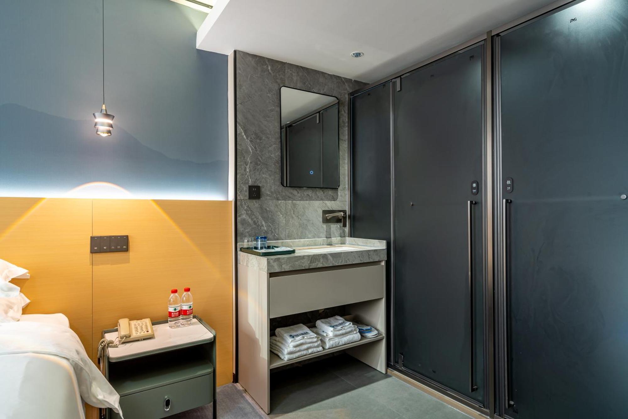 Waifiden Hotel -Former Tokai Hotel - Xiaobei Metro Station - During The Canton Fair, There Will Be Shuttle Buses For Transportation Back And Forth Bagian luar foto