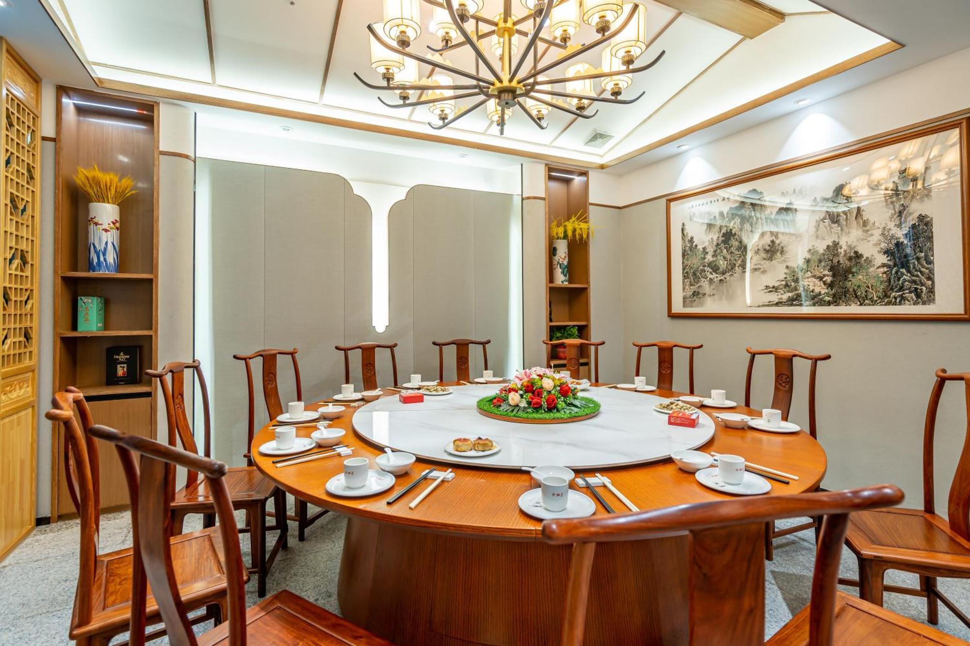 Waifiden Hotel -Former Tokai Hotel - Xiaobei Metro Station - During The Canton Fair, There Will Be Shuttle Buses For Transportation Back And Forth Bagian luar foto